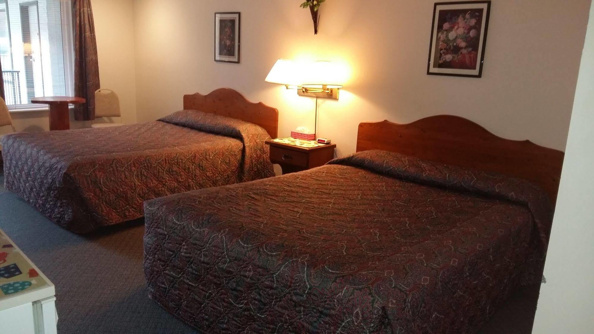 Chase Country Inn المظهر الخارجي الصورة